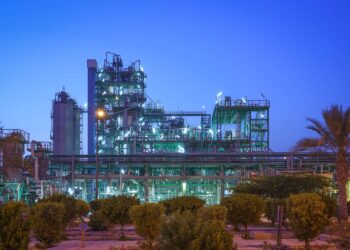 جم در جمعِ اولین پتروشیمی‌های ارزآور کشور/ افزایش صف مشتریان خارجی/