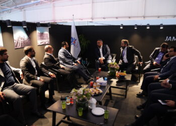 تداوم تعاملات و مذاکرات متخصصان پتروشیمی جم در بیست‌ونهمین نمایشگاه بین المللی OIL SHOW 1404 با فعالان این صنعت