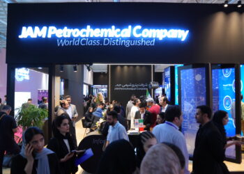 پتروشیمی جم با حضور در نمایشگاه OIL SHOW1404 ، بار دیگر جایگاه خود را به‌عنوان یکی از بازیگران اصلی صنعت پتروشیمی ایران و منطقه تثبیت کرد